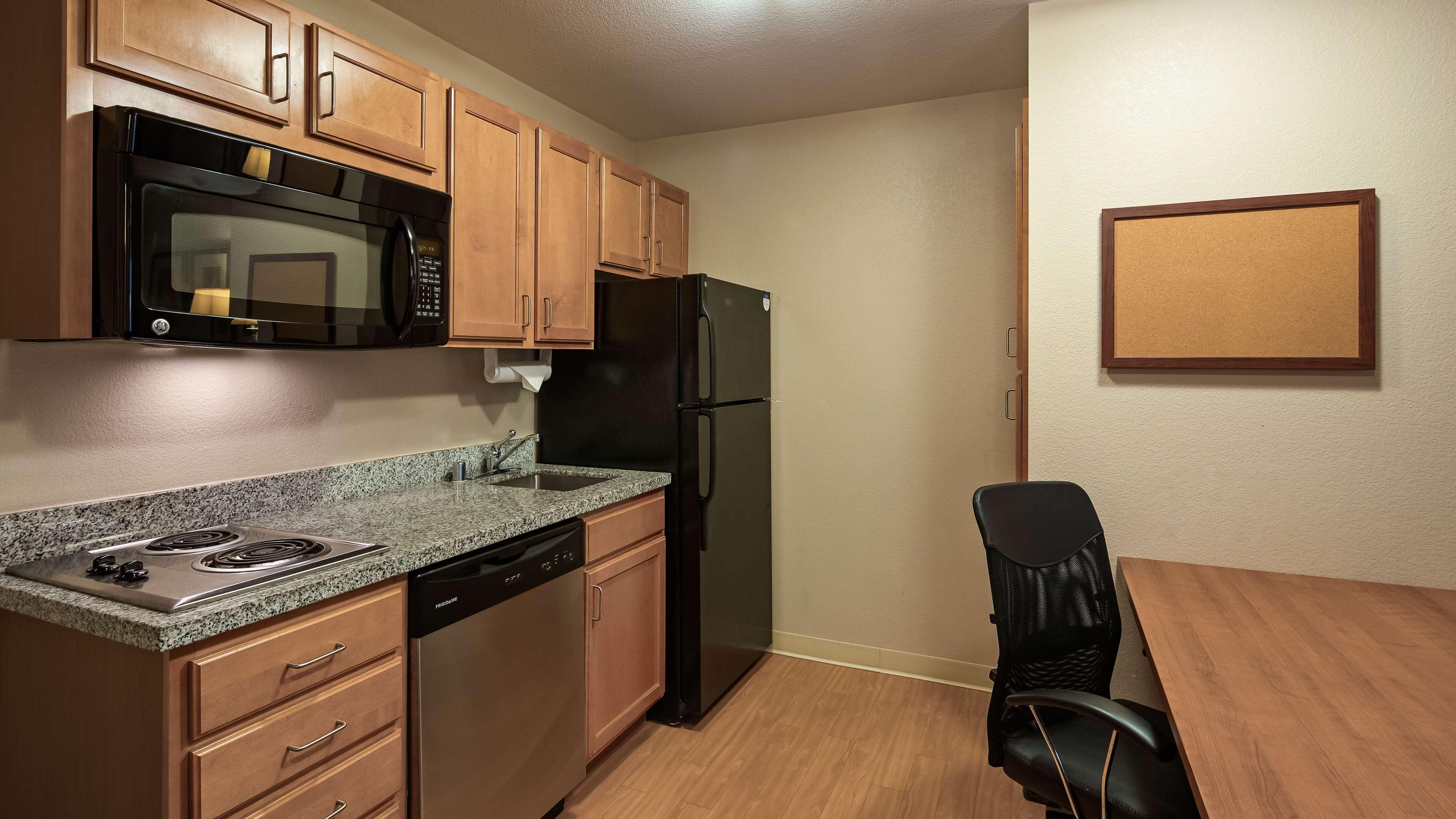 Best Western Plus Wausau-Rothschild Hotel Екстериор снимка