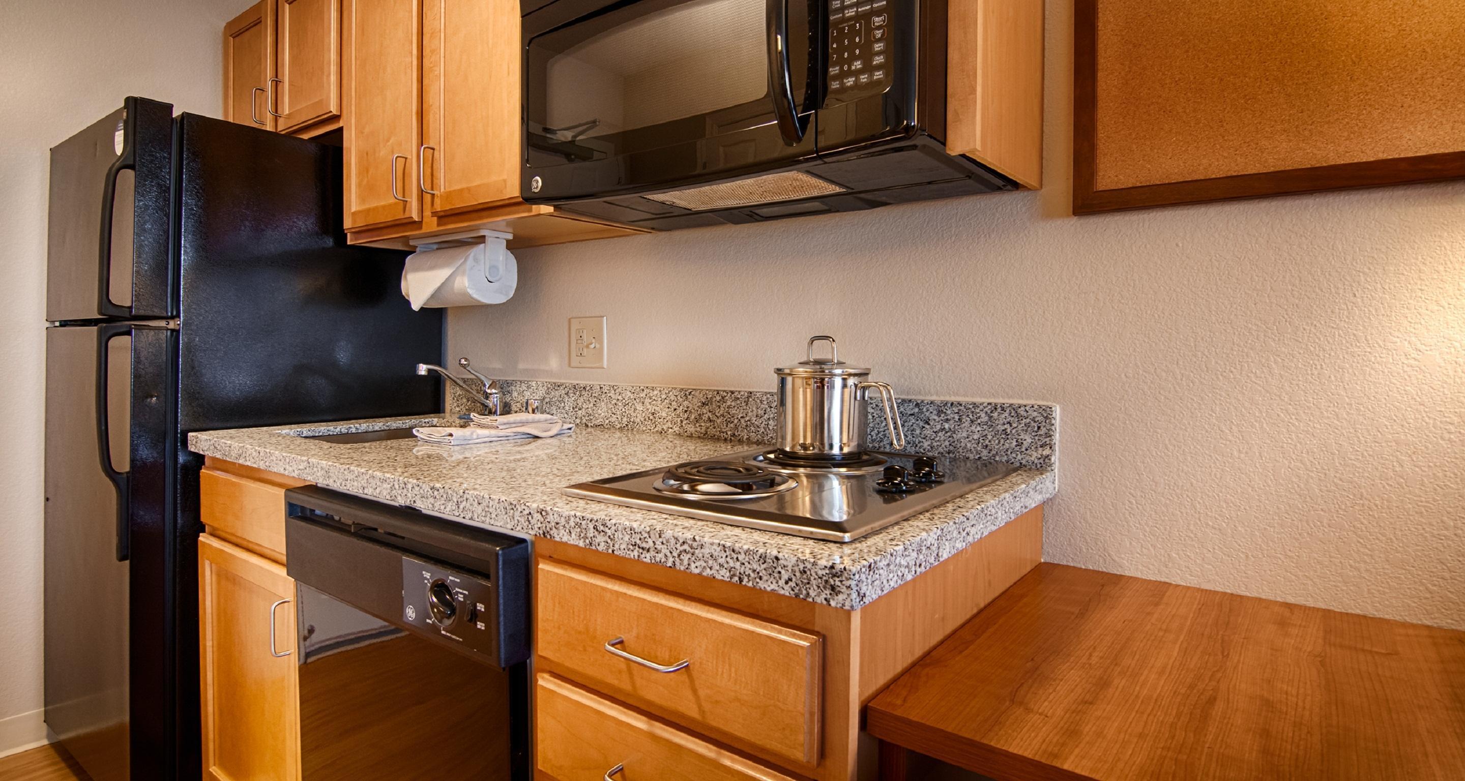 Best Western Plus Wausau-Rothschild Hotel Екстериор снимка