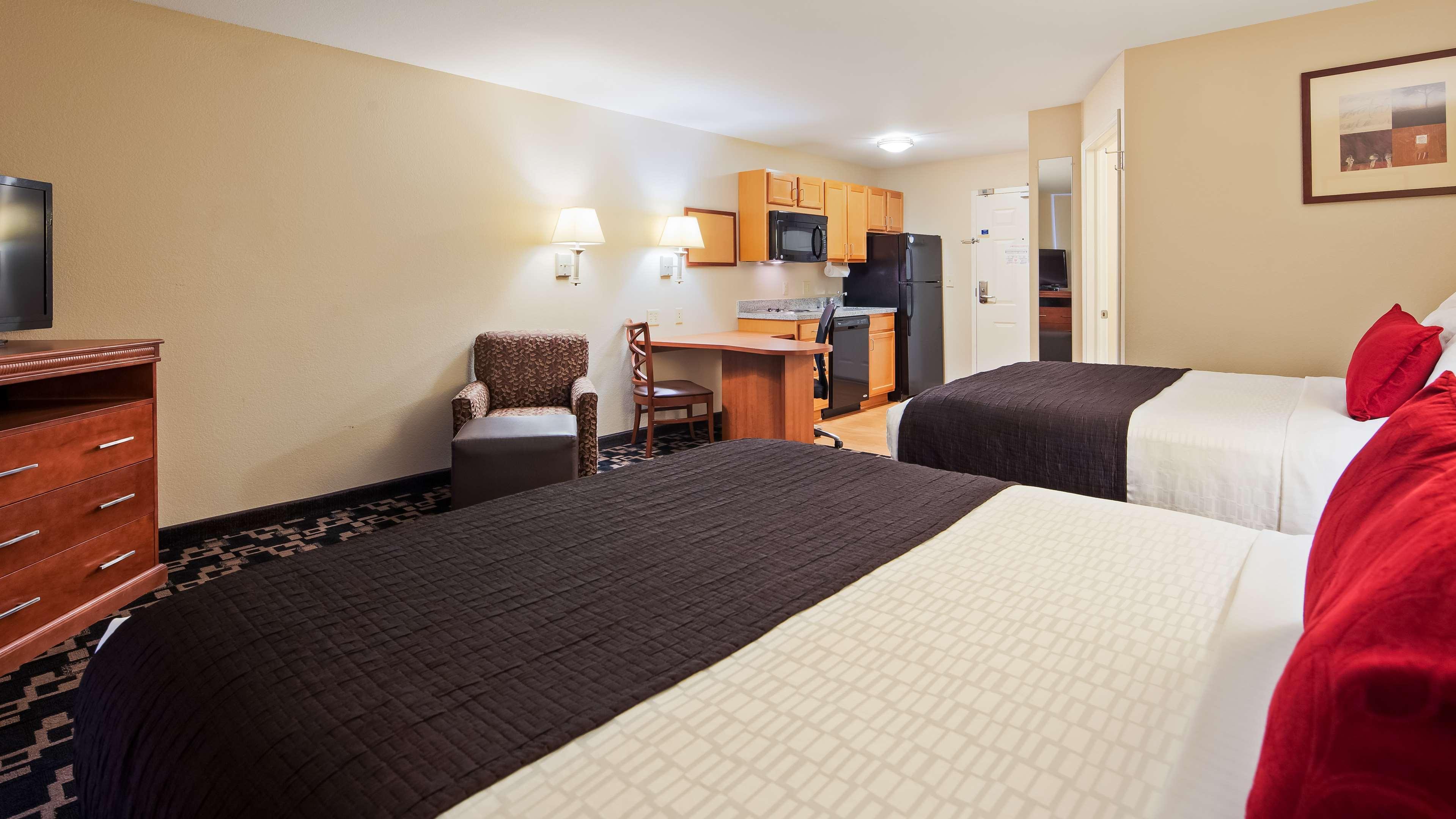 Best Western Plus Wausau-Rothschild Hotel Екстериор снимка