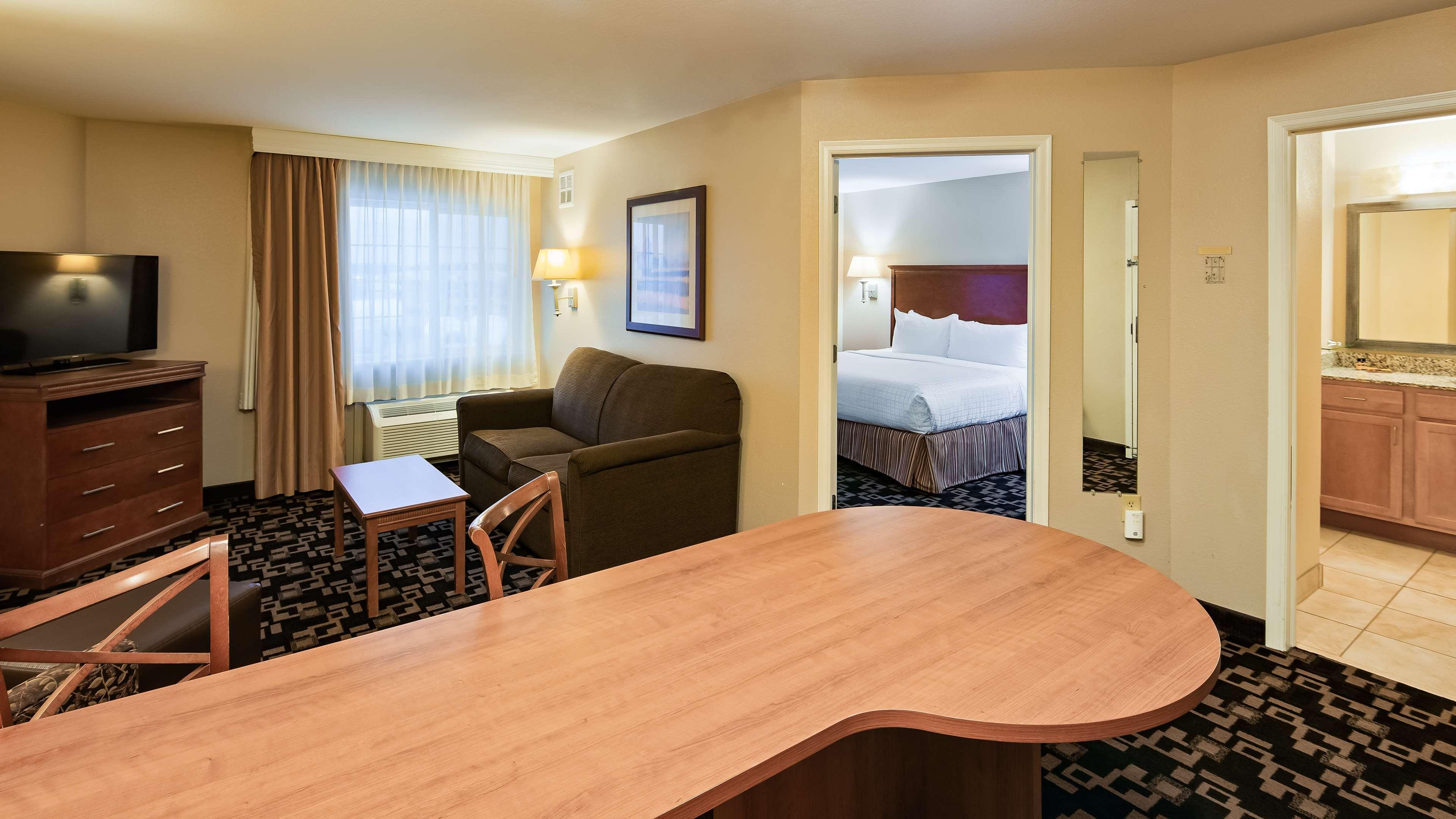 Best Western Plus Wausau-Rothschild Hotel Екстериор снимка