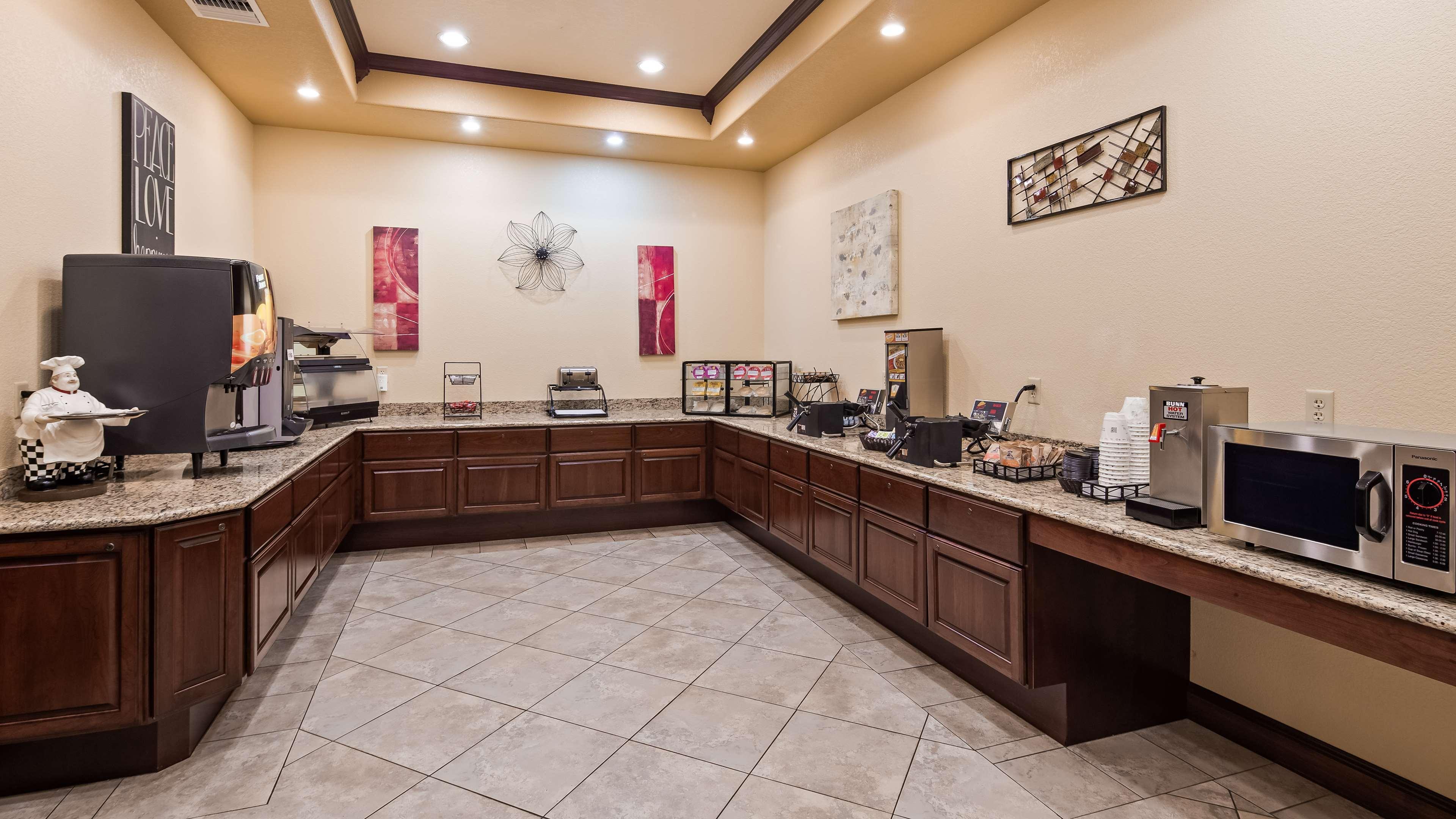 Best Western Plus Wausau-Rothschild Hotel Екстериор снимка