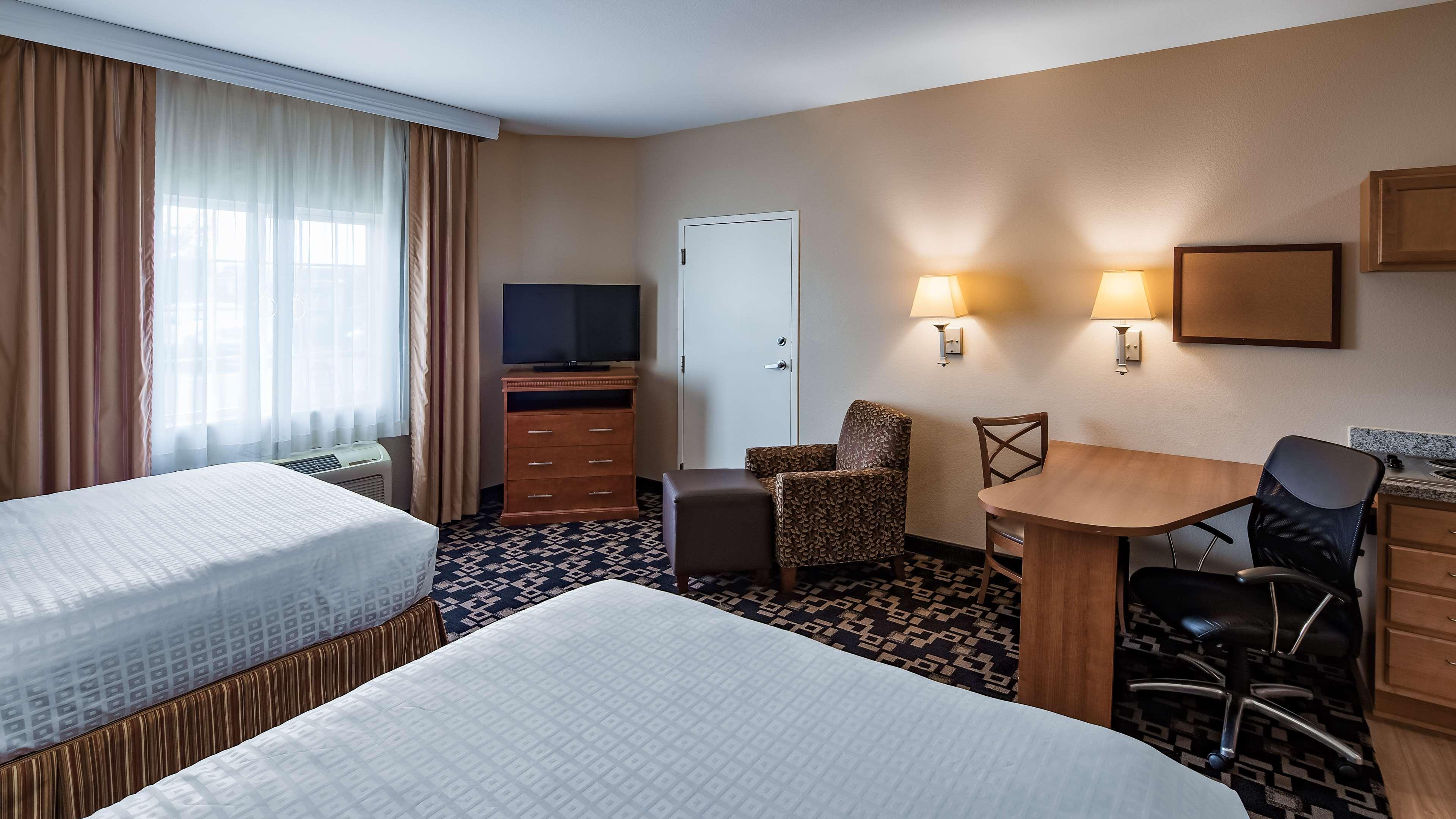 Best Western Plus Wausau-Rothschild Hotel Екстериор снимка