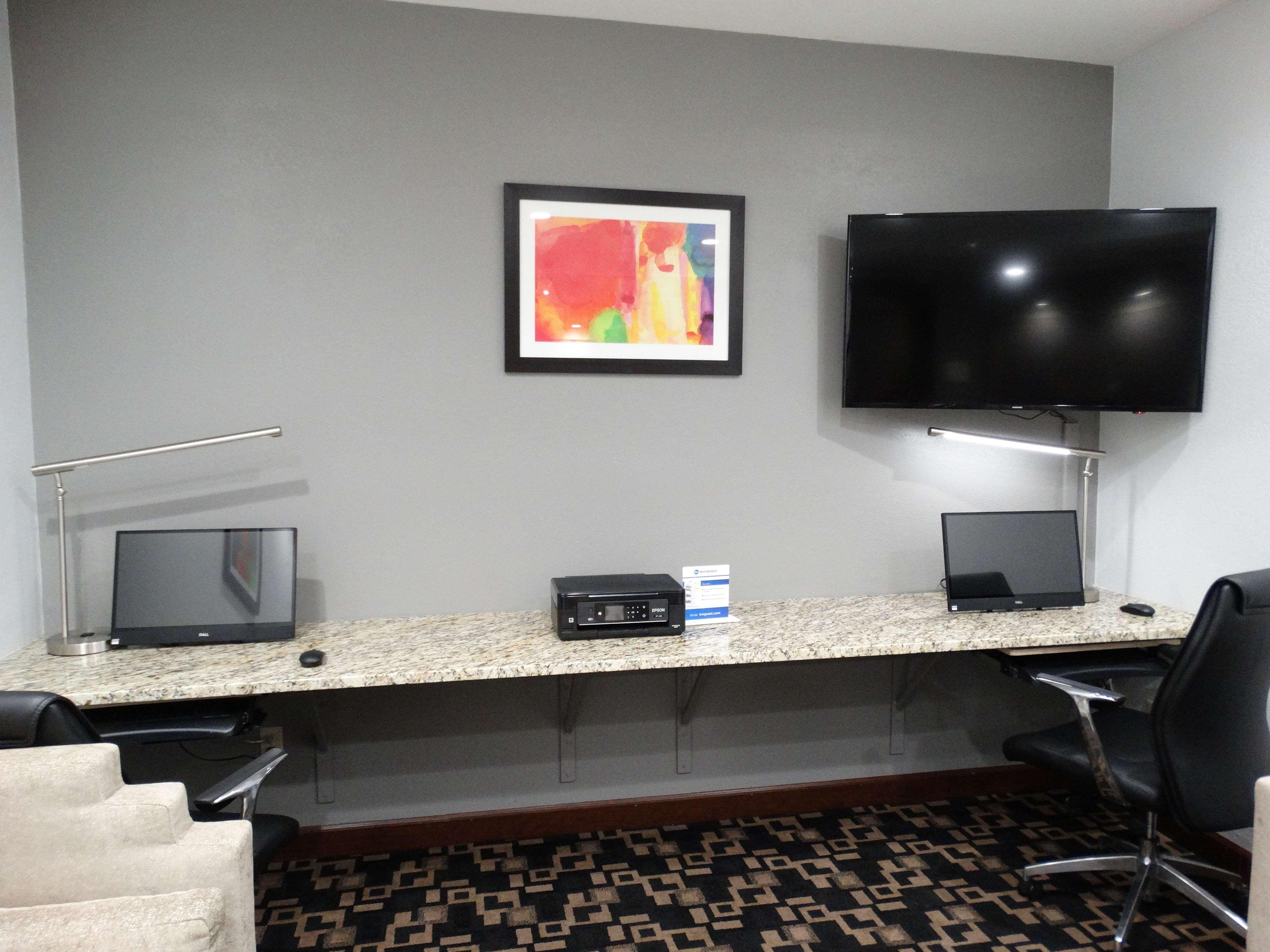 Best Western Plus Wausau-Rothschild Hotel Екстериор снимка