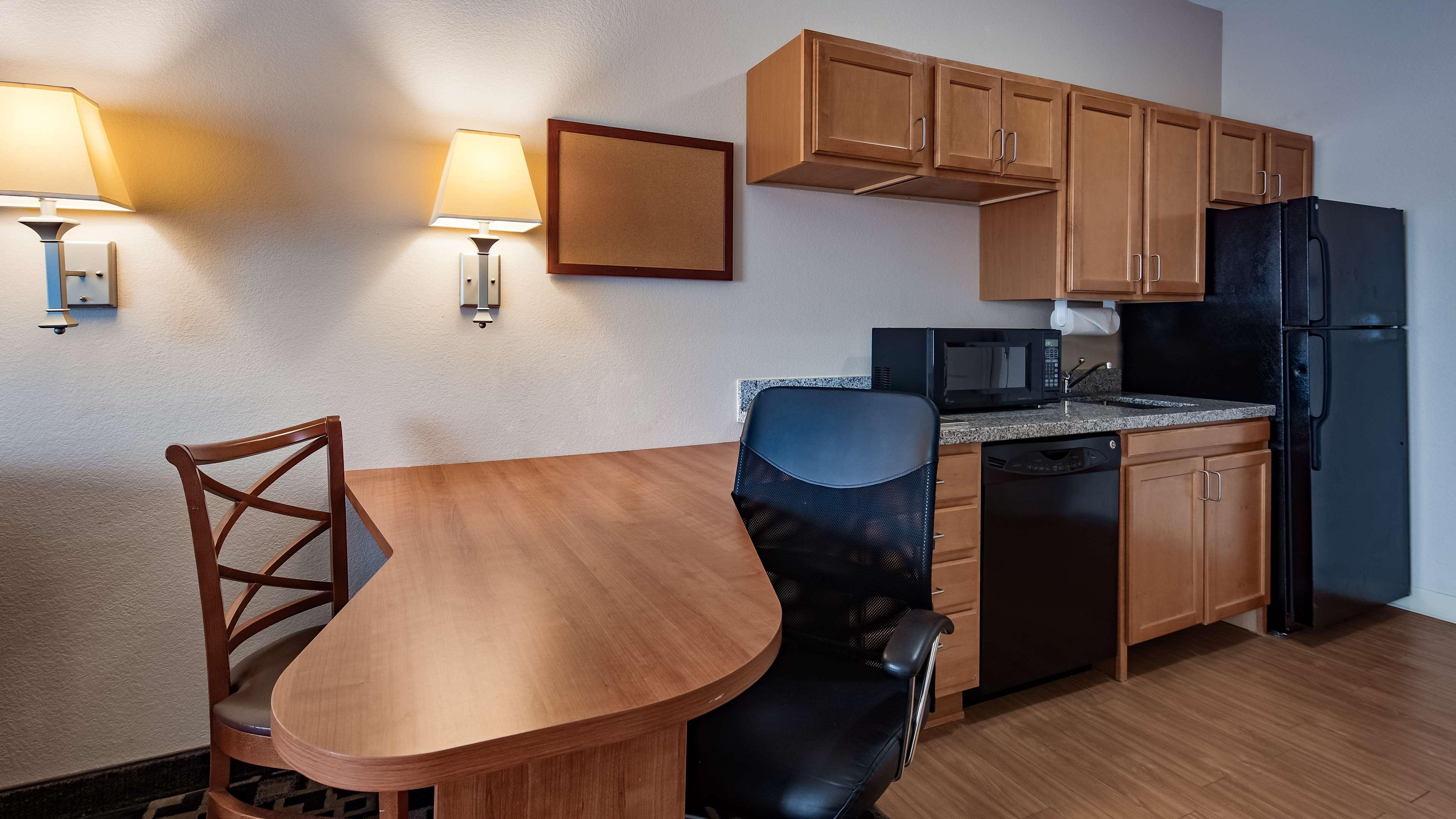 Best Western Plus Wausau-Rothschild Hotel Екстериор снимка